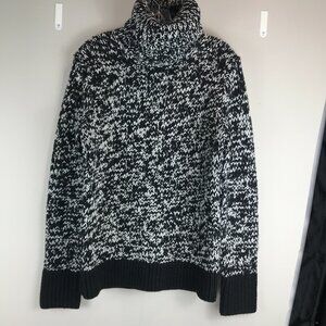 Women's Banana Republic Heavy black/white turtleneck sweater, Size S